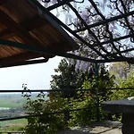 L'uovo E La Faina Bed and Breakfast 4*