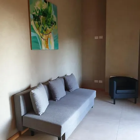 L'uovo E La Faina Frühstückspension 4*