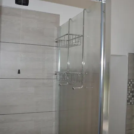 L'uovo E La Faina Busca