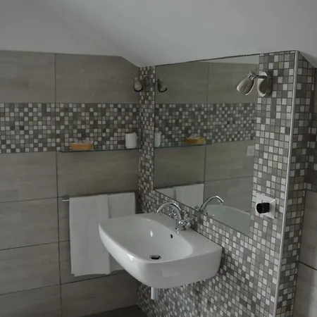 L'uovo E La Faina 4*