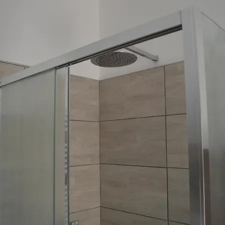 L'uovo E La Faina 4* Busca