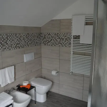 L'uovo E La Faina 4* Busca