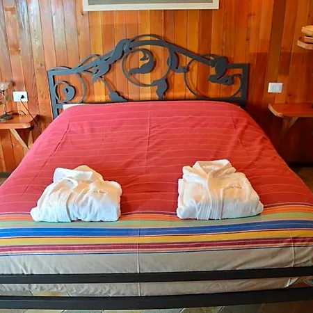Bed & Breakfast L'uovo E La Faina 4*