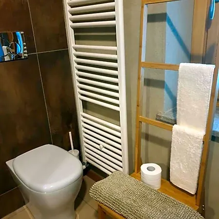 Bed & Breakfast L'uovo E La Faina Busca