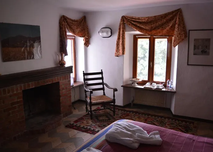 Bed & Breakfast L'uovo E La Faina Busca