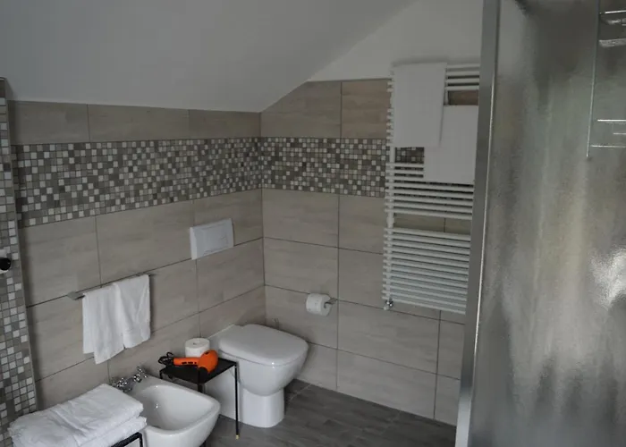 L'uovo E La Faina 4* Busca