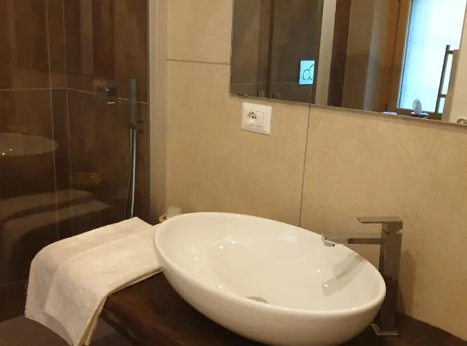 L'uovo E La Faina 4*