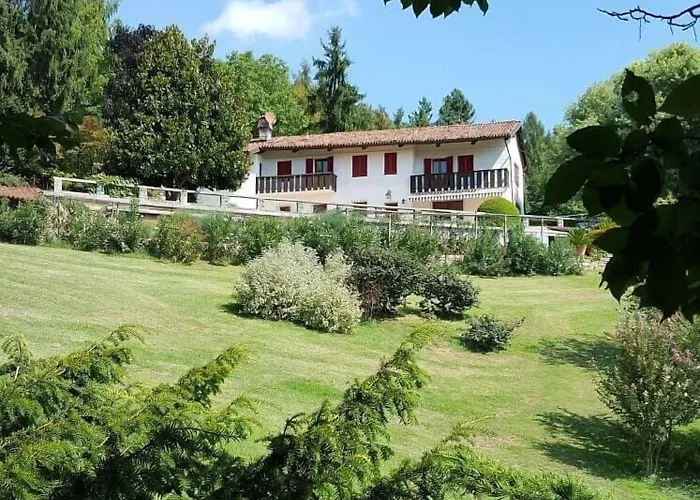 Bed & Breakfast L'uovo E La Faina 4*