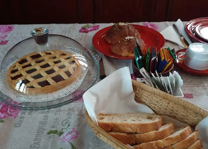 Bed & Breakfast L'uovo E La Faina 4*
